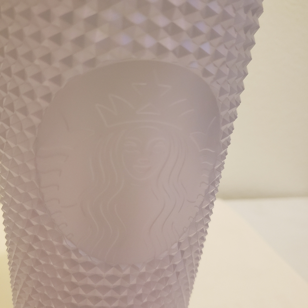 Starbucks Icy White Lilac Diamond Studded Tumbler Holiday 2021 NEW Venti… - Picture 7 of 8